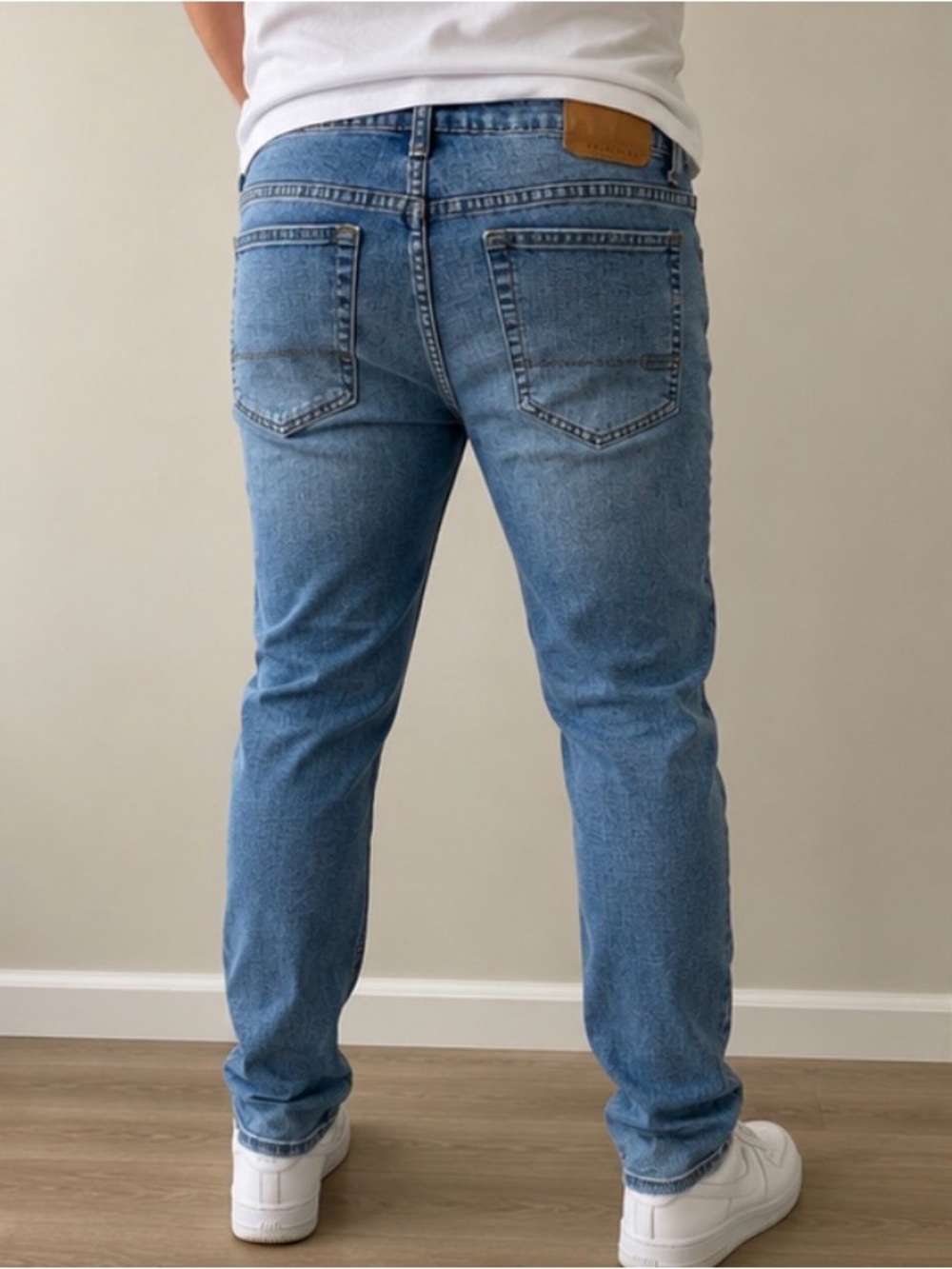 Aeropostal Men's skinny Light Blue Jeans stretch